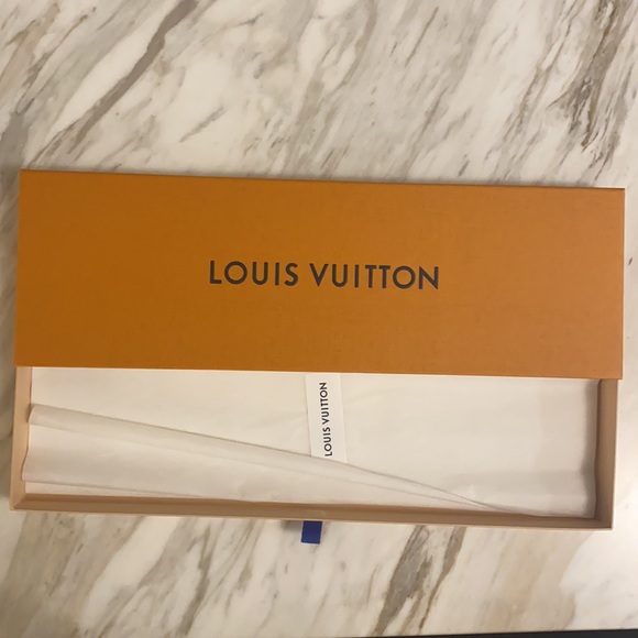 Louis Vuitton box 📦 - Picture 2 of 3